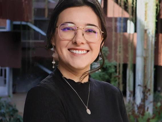 headshot of halley hughes